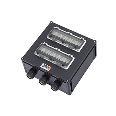 FXM(D)系列防水防尘防腐照明（动力）配电箱